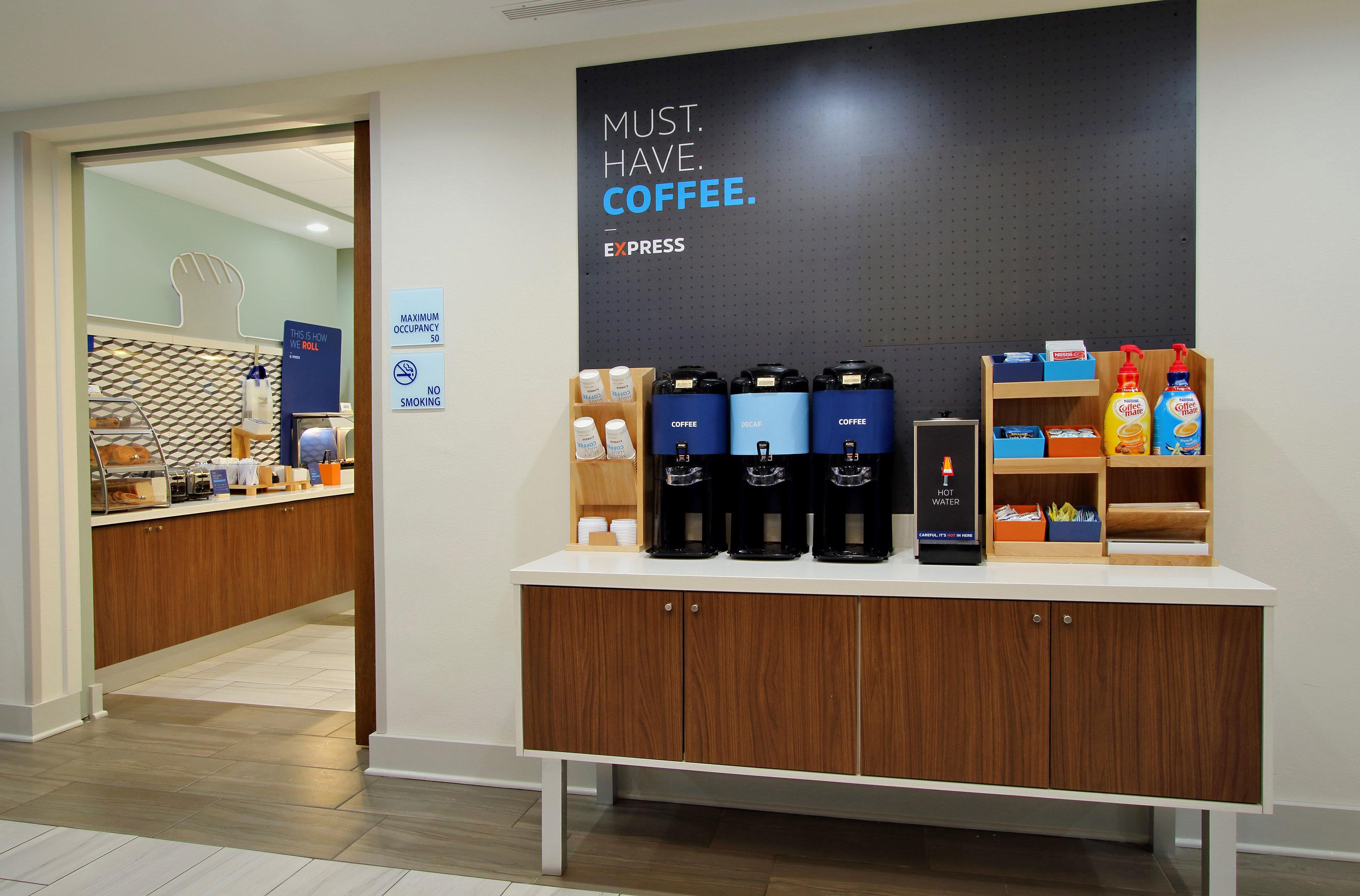 Holiday Inn Express Salem By Ihg Exterior photo