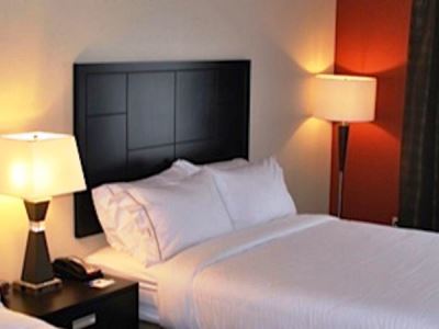 Holiday Inn Express Salem By Ihg Exterior photo