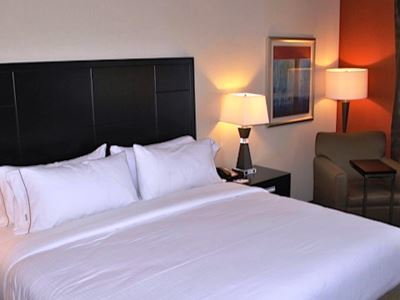 Holiday Inn Express Salem By Ihg Exterior photo